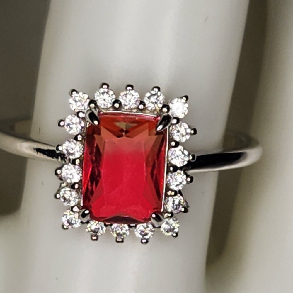 Sz.9 S925 pink tormaline ring with diamond-like stones - Picture 2 of 2